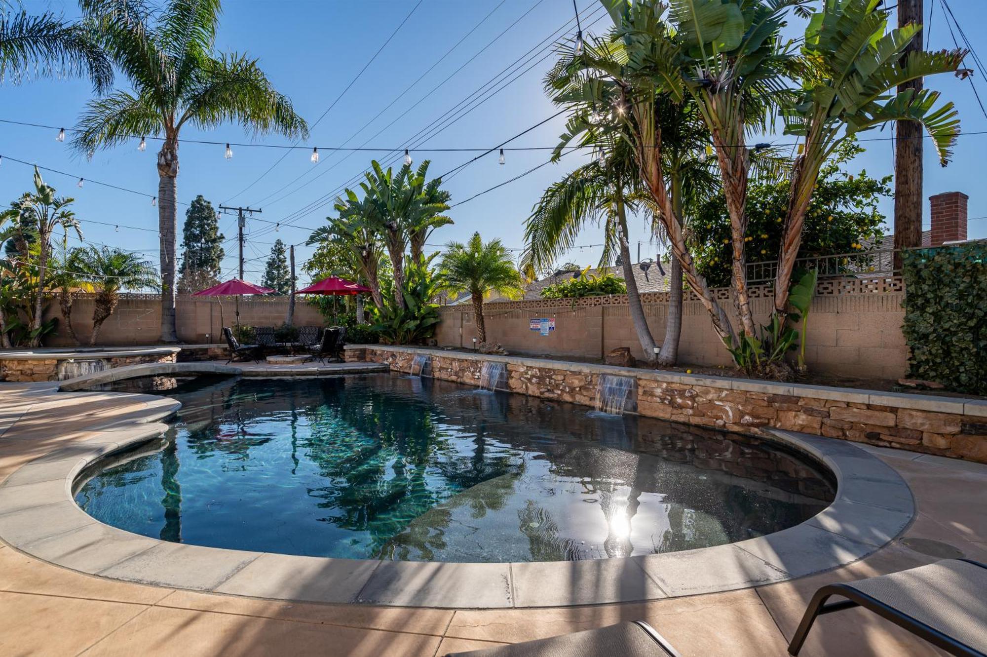 Сasa de vacaciones Amazing Modern Pool House Near Disneyland Anaheim